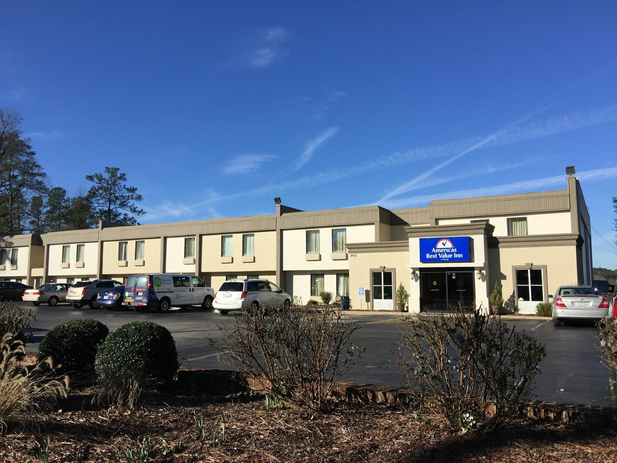 Red Roof Inn Raleigh North-Crabtree Mall-Lenovo Center Bagian luar foto