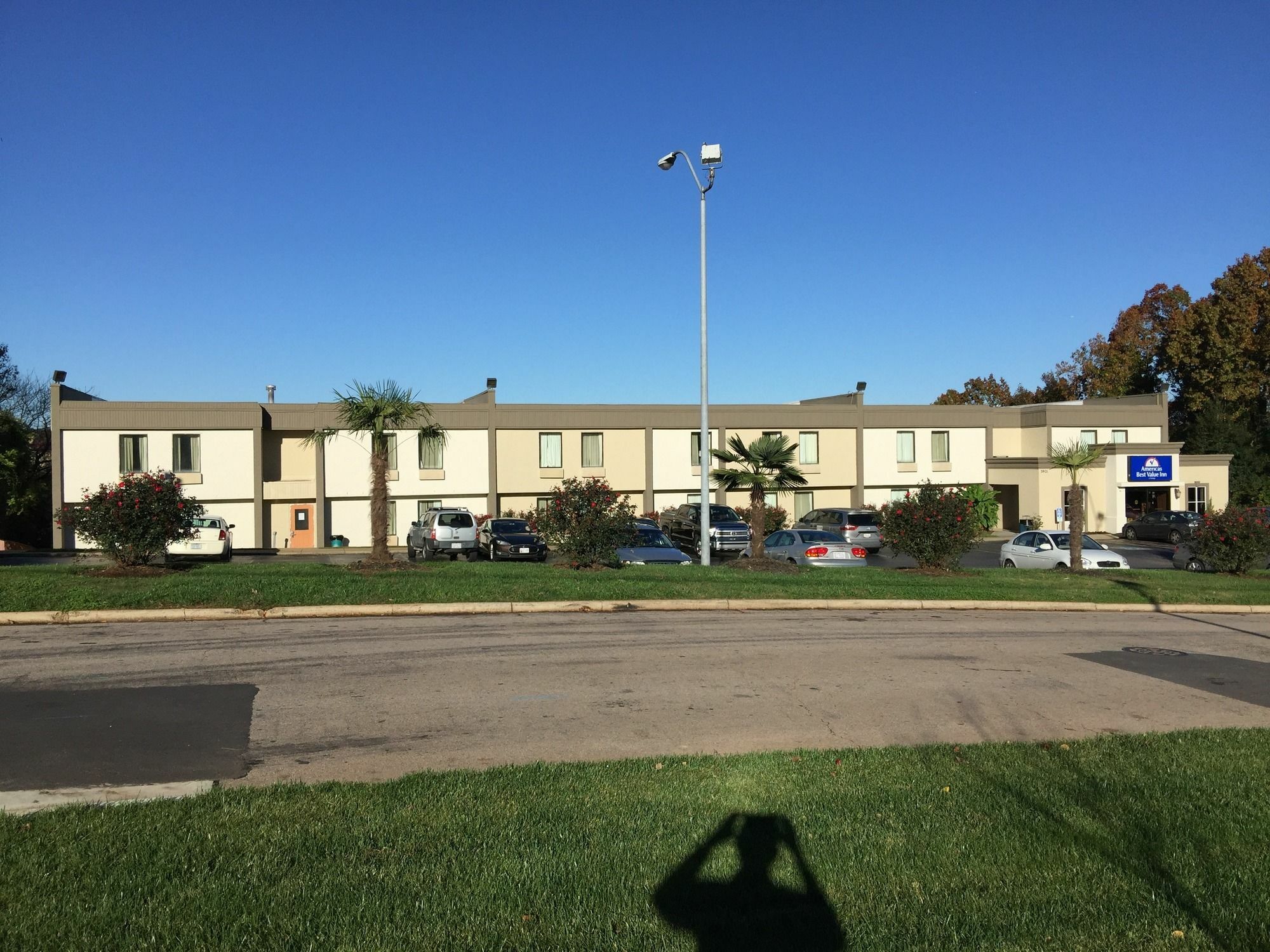 Red Roof Inn Raleigh North-Crabtree Mall-Lenovo Center Bagian luar foto