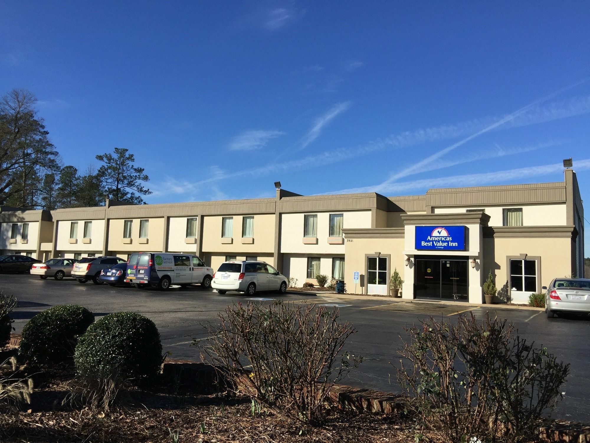 Red Roof Inn Raleigh North-Crabtree Mall-Lenovo Center Bagian luar foto